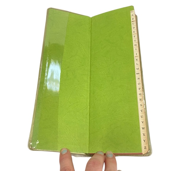 Vintage mid century Telephone Book Oversized Buttefly Bird Black-Faced Monarch - Picture 5 of 12